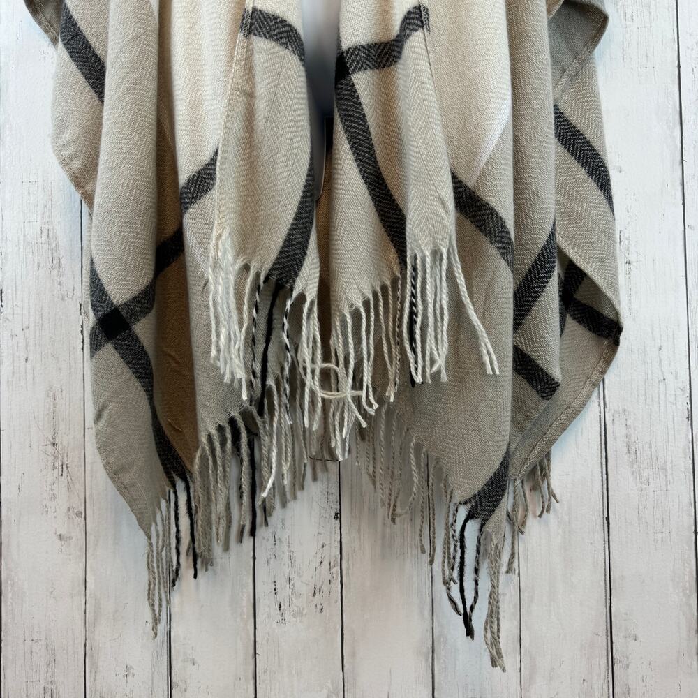NWT Three Dots Neutral Tan/Black Plaid Miranda Cashmere Wrap One Size - Picture 6 of 11